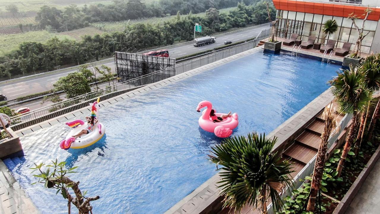 Stay G Royal Sentul Park By Grandhika Kedungmanggu Esterno foto